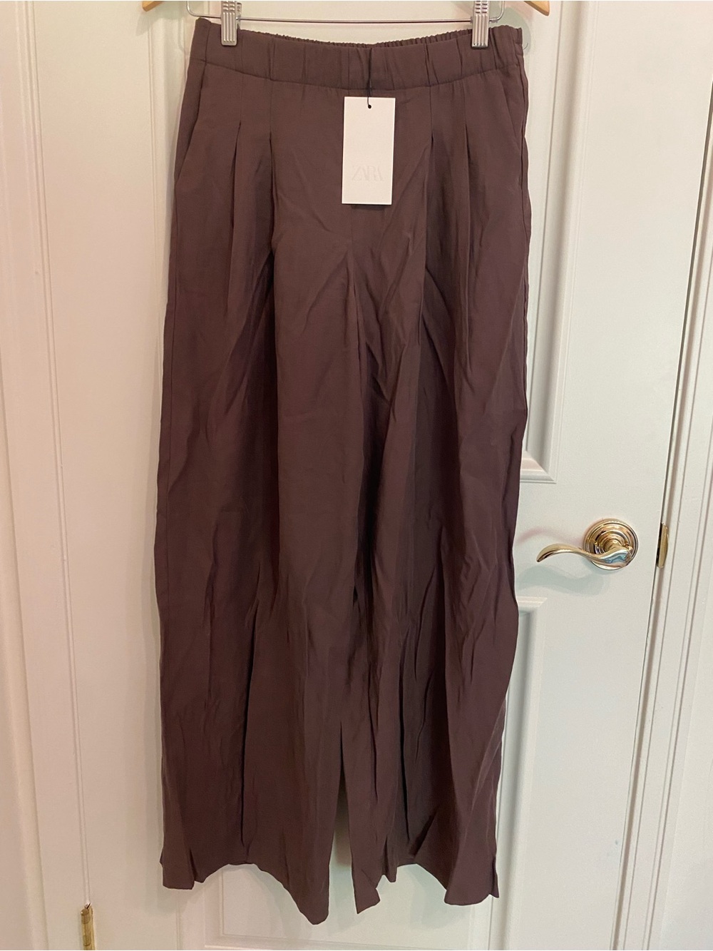Zara Brown Wide-Leg Pleated Trousers
